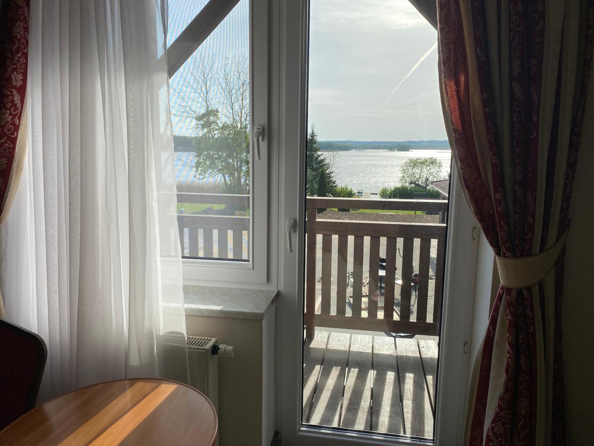 Hotelik Zelwagi Mikołajki エクステリア 写真